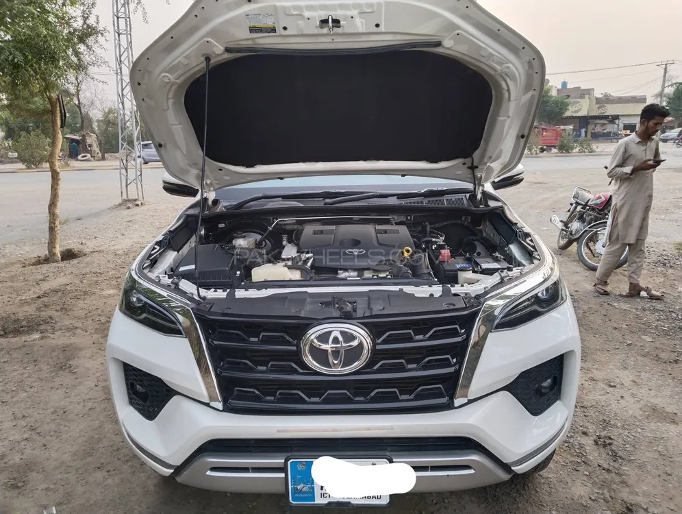 Toyota Fortuner 2021 for Sale in Chiniot Image-1