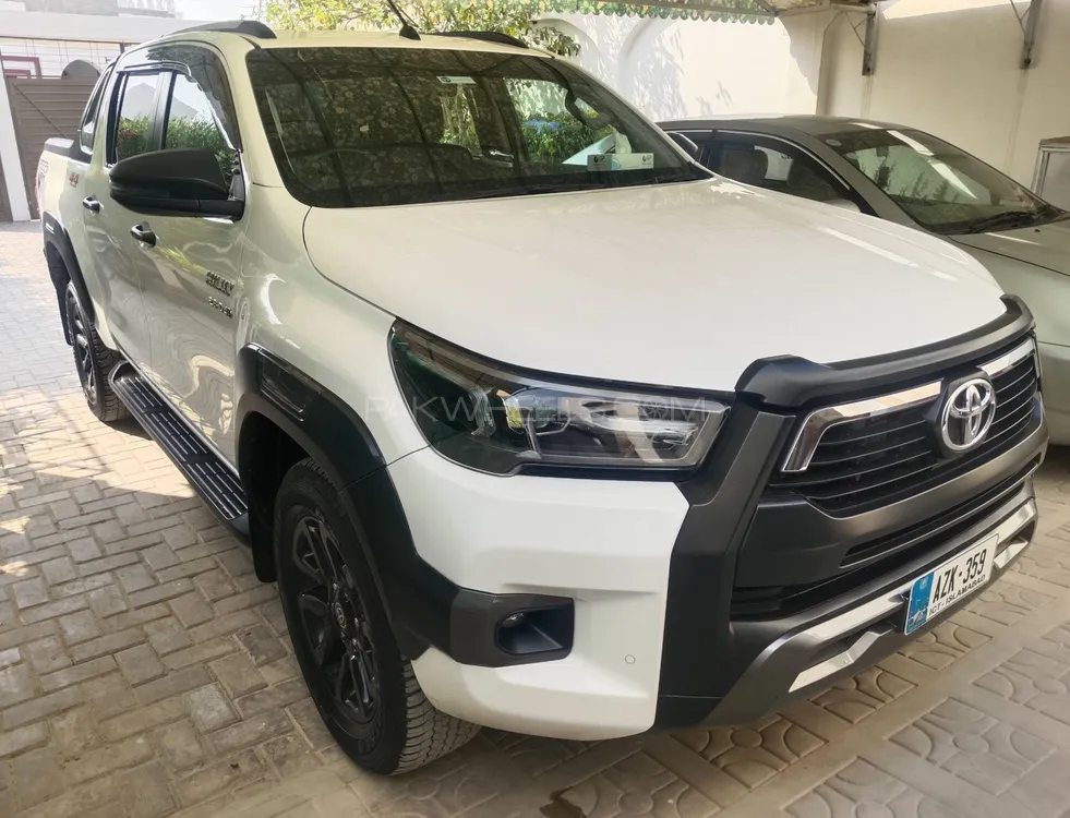 Toyota Hilux 2022 for Sale in Sargodha Image-1