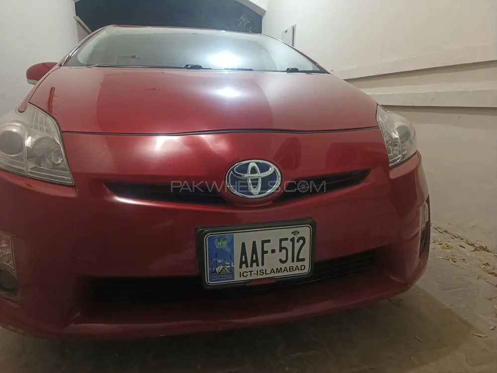 Toyota Prius 2010 for Sale in Mardan Image-1