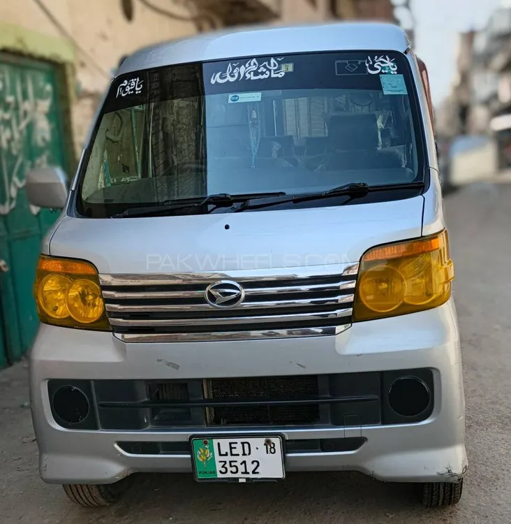 Daihatsu Atrai Wagon 2018 for Sale in Gujranwala Image-1