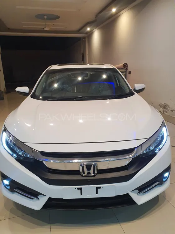 Honda Civic 2021 for Sale in Peshawar Image-1