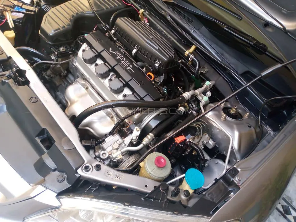 Honda Civic 2005 for Sale in Islamabad Image-1