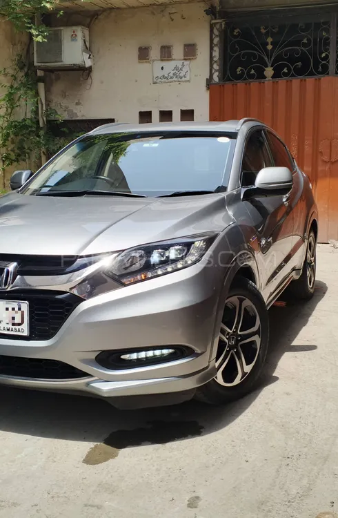 Honda Vezel 2015 for Sale in Lahore Image-1
