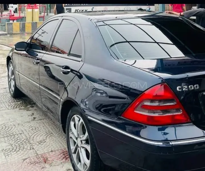 Mercedes Benz C Class 2002 for Sale in Lahore Image-1