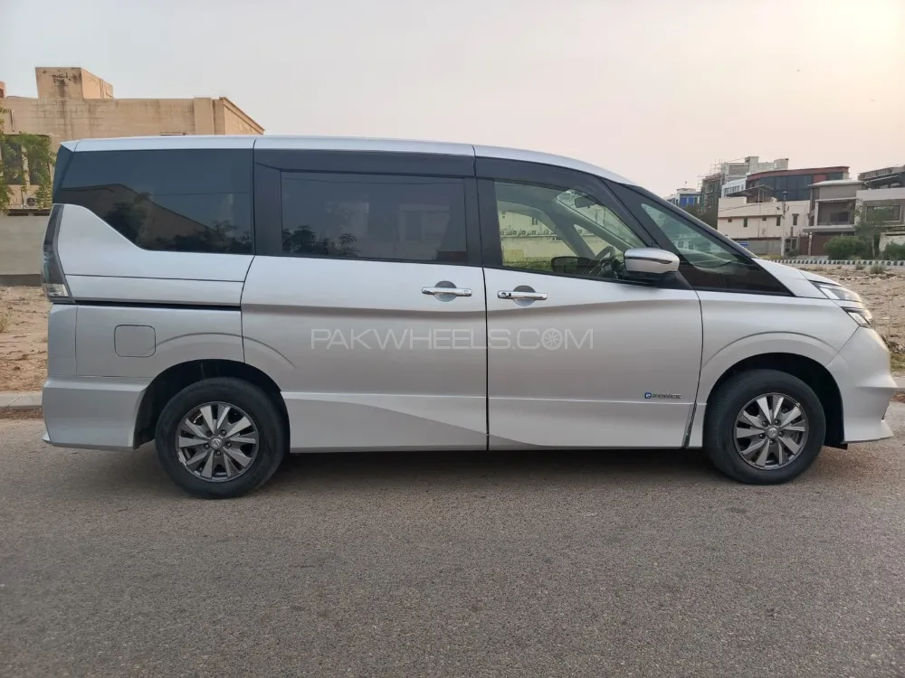 Nissan Serena 2019 for Sale in Karachi Nissan Serena 2019 for Sale in Karachi Image-3
