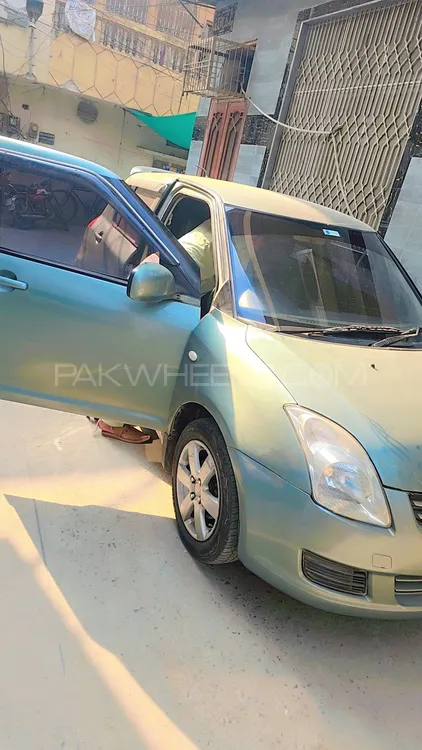 Suzuki Swift 2012 for Sale in Chishtian Image-1
