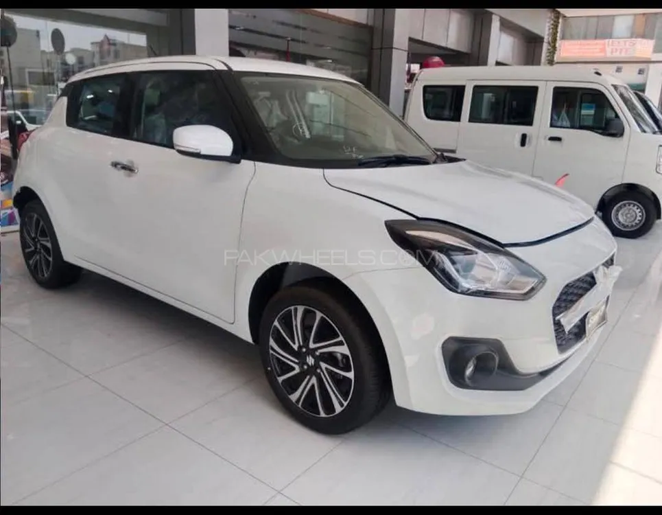 Suzuki Swift 2025 for Sale in Islamabad Image-1