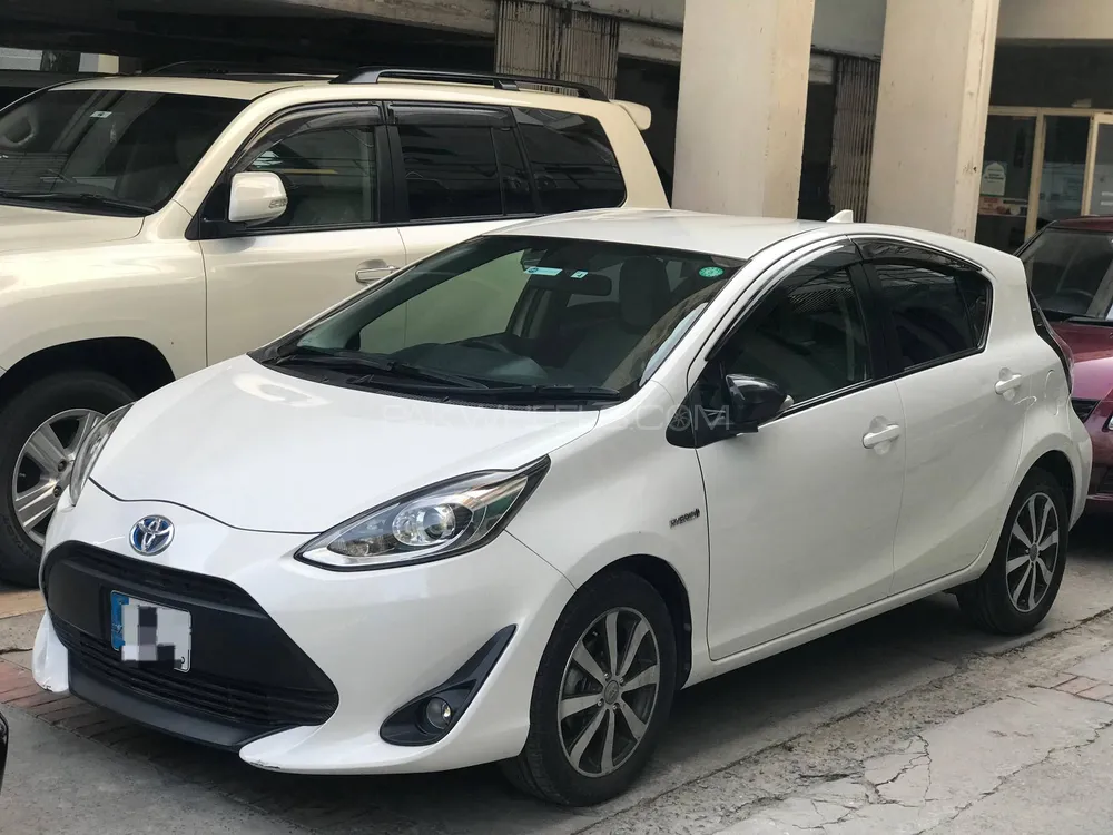 Toyota Aqua 2018 for Sale in Islamabad Image-1