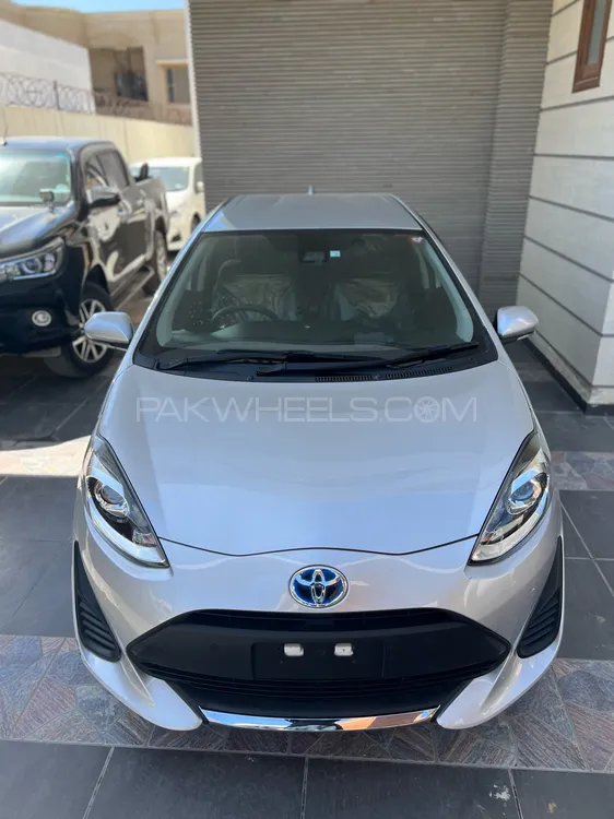 Toyota Aqua 2020 for Sale in Karachi Image-1