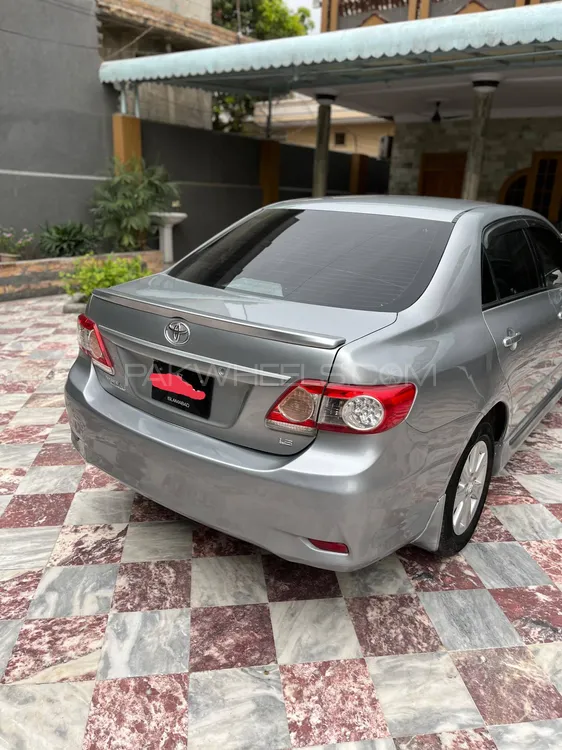 Toyota Corolla 2011 for Sale in Peshawar Image-1