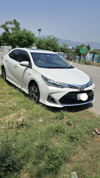 Toyota Corolla 2018 for Sale in Islamabad Image-1