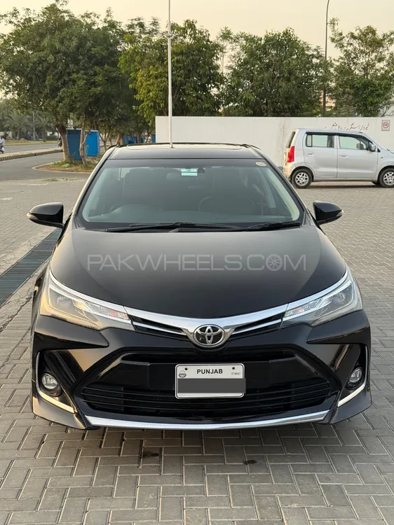 Toyota Corolla 2021 for Sale in Lahore Image-1