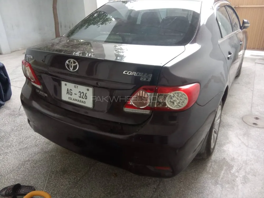 Toyota Corolla 2013 for Sale in Peshawar Image-1