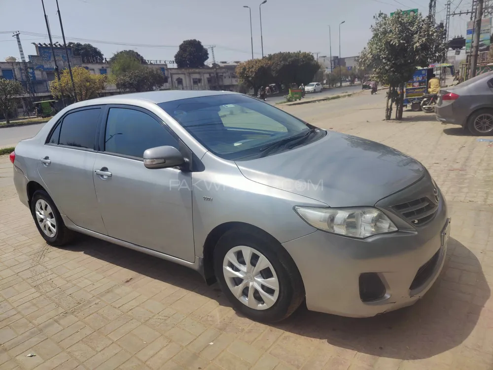 Toyota Corolla 2014 for Sale in Lahore Image-1