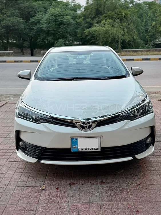 Toyota Corolla 2019 for Sale in Islamabad Image-1