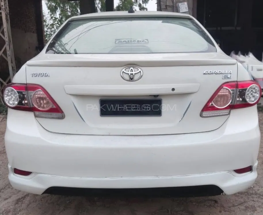 Toyota Corolla 2009 for Sale in Sambrial Image-1