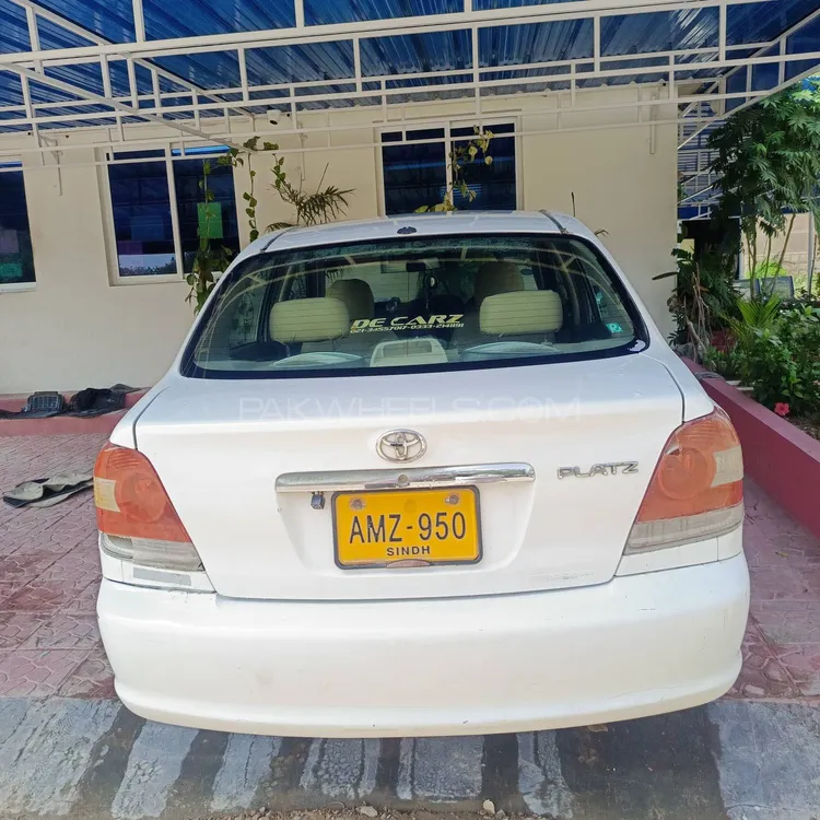 Toyota Platz 2003 for Sale in Karachi Image-1