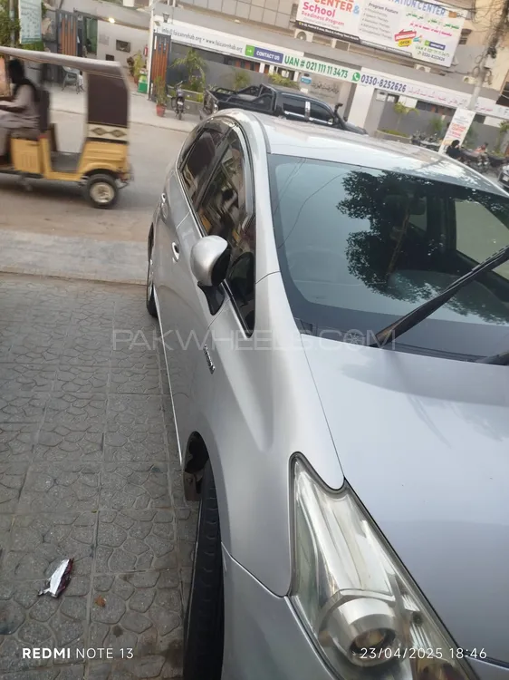 Toyota Prius Alpha 2013 for Sale in Karachi Image-1
