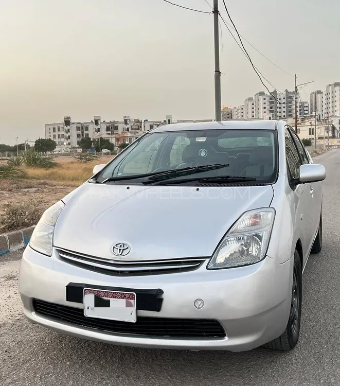 Toyota Prius 2007 for Sale in Karachi Image-1