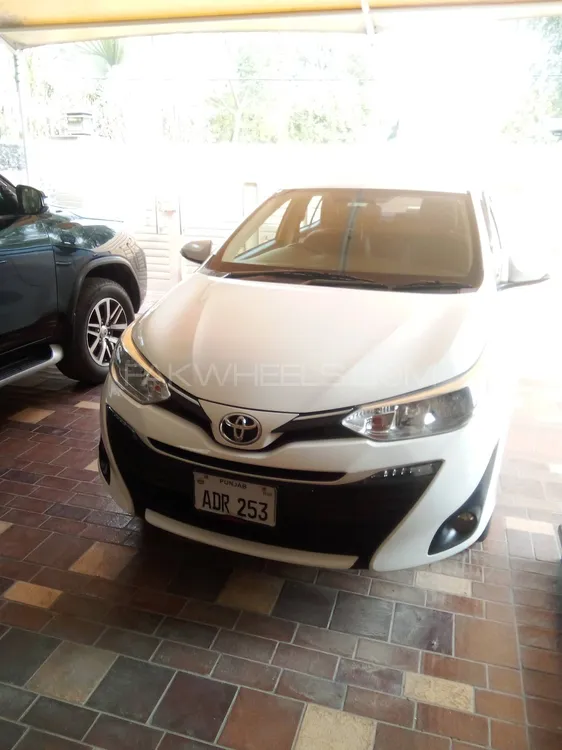 Toyota Yaris Sedan 2021 for Sale in Lahore Image-1