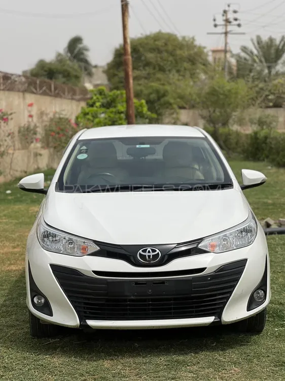 Toyota Yaris Sedan 2021 for Sale in Karachi Image-1