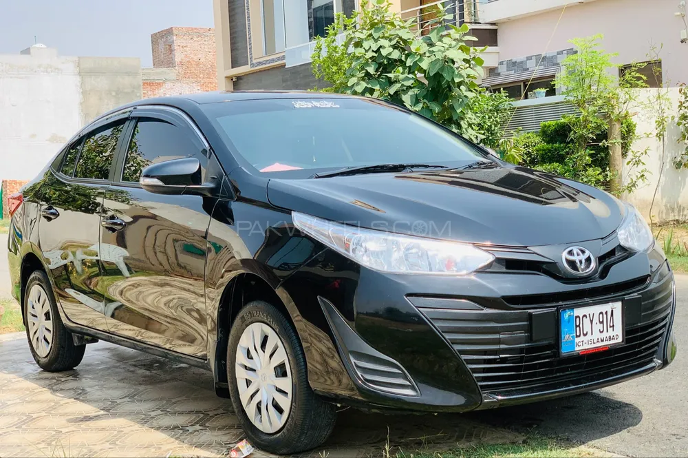 ٹویوٹا یارس سیڈان 2024 for Sale in لاہور Image-1