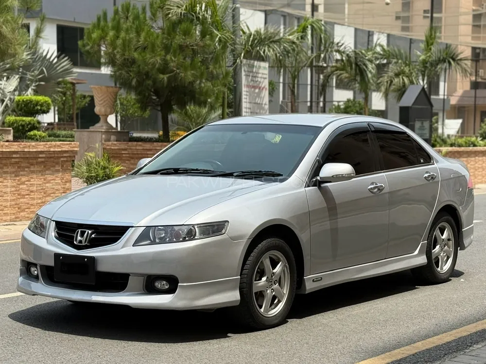 Honda Accord 2003 for Sale in Lahore Image-1