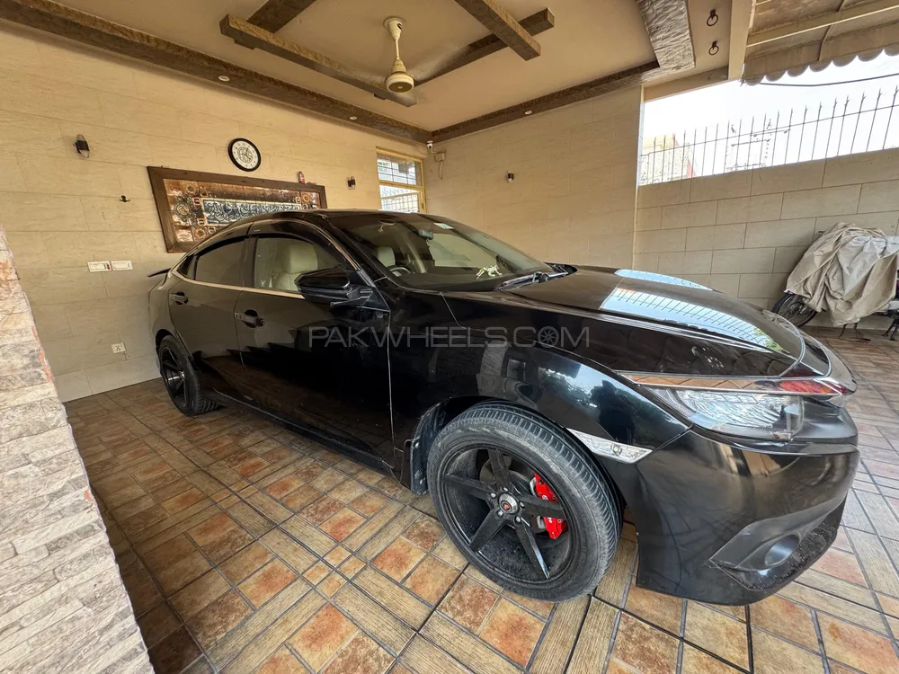 Honda Civic 2021 for Sale in Lahore Image-1
