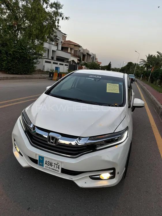 Honda Fit 2017 for Sale in Islamabad Image-1