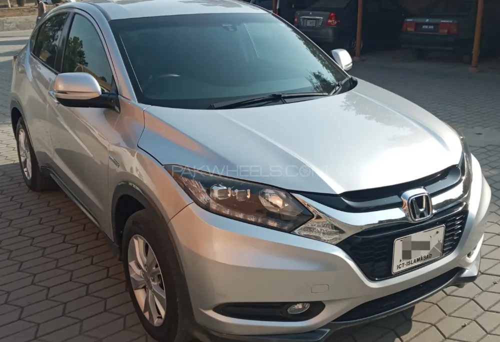 Honda Vezel 2014 for Sale in Wah cantt Image-1