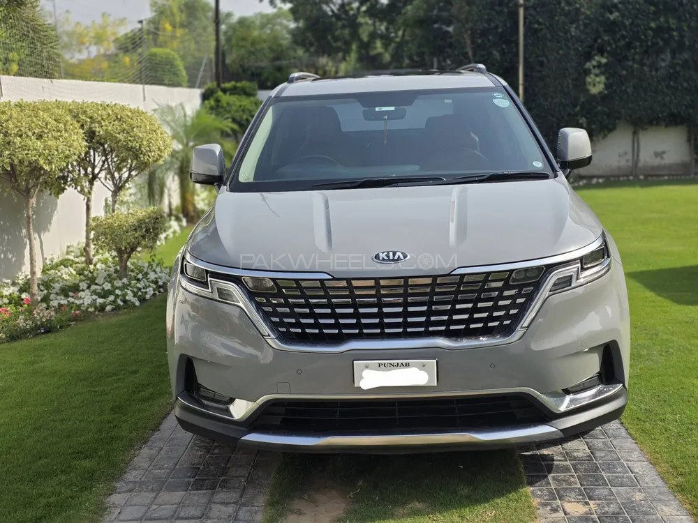 KIA Carnival 2021 for Sale in Lahore Image-1