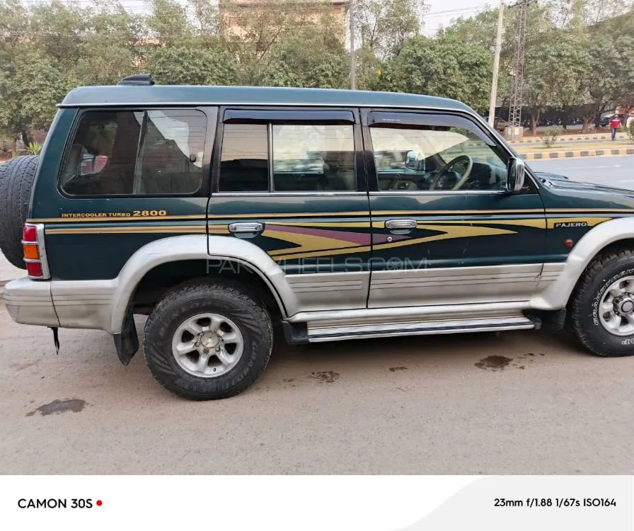 مٹسوبیشی پجیرو 1996 for Sale in لاہور Image-1