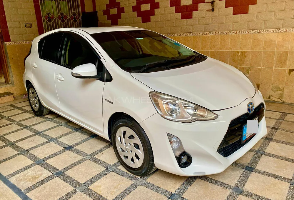 ٹویوٹا اکوا 2015 for Sale in راولپنڈی Image-1