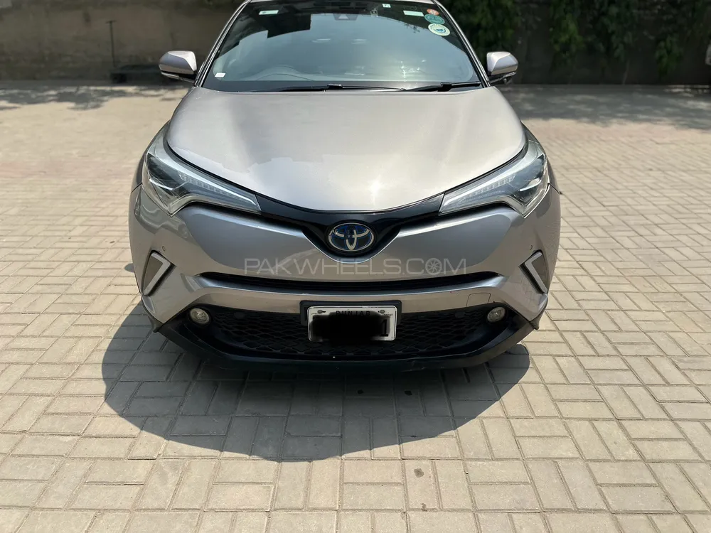Toyota C-HR 2018 for Sale in Lahore Image-1