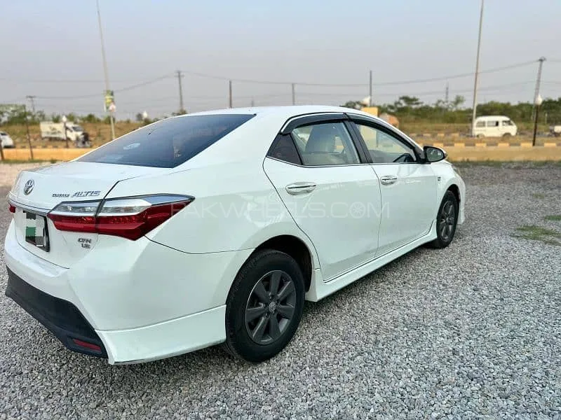 Toyota Corolla 2018 for Sale in Islamabad Image-1