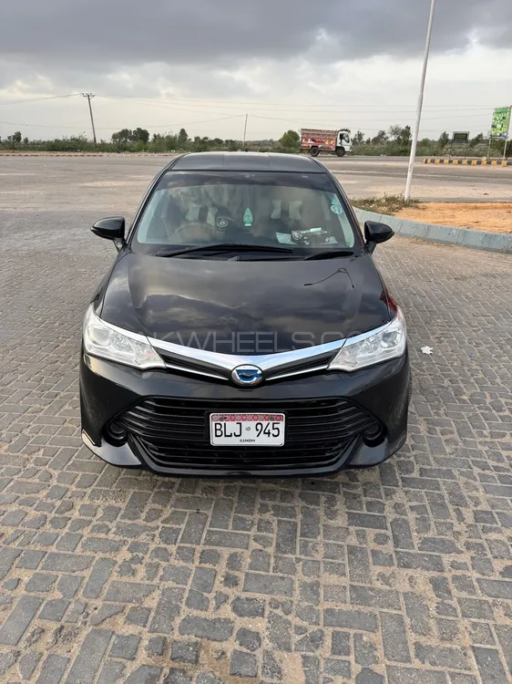 Toyota Corolla Fielder 2015 for Sale in Thatta Image-1