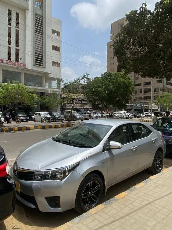 Toyota Corolla 2017 for Sale in Karachi Image-1