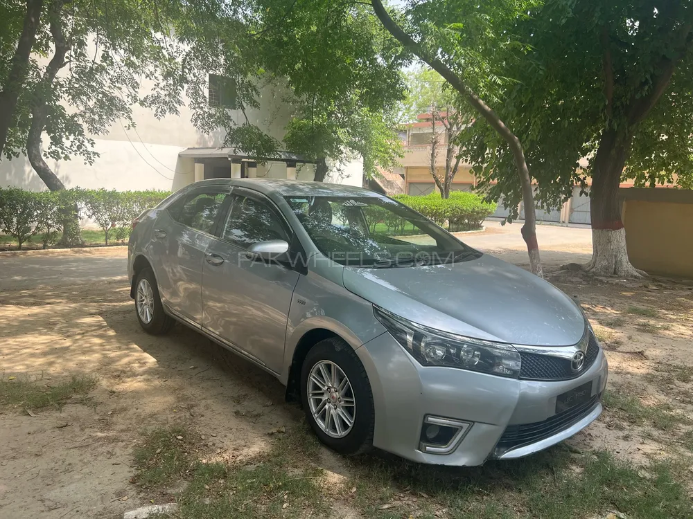 Toyota Corolla 2015 for Sale in Lahore Image-1