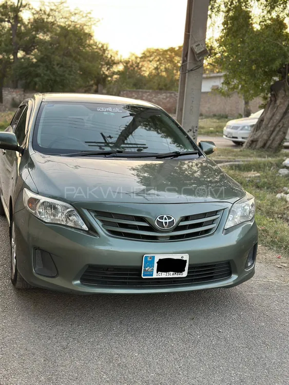 Toyota Corolla 2011 for Sale in Nowshera cantt Image-1