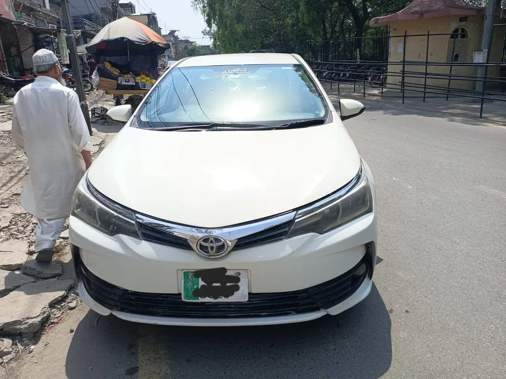 Toyota Corolla 2020 for Sale in Lahore Image-1