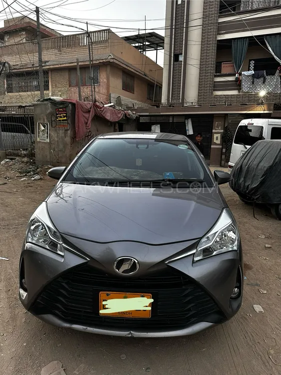 Toyota Vitz 2018 for Sale in Karachi Image-1