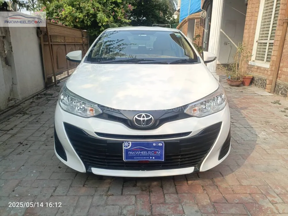 Toyota Yaris Sedan 2022 for Sale in Lahore Image-1