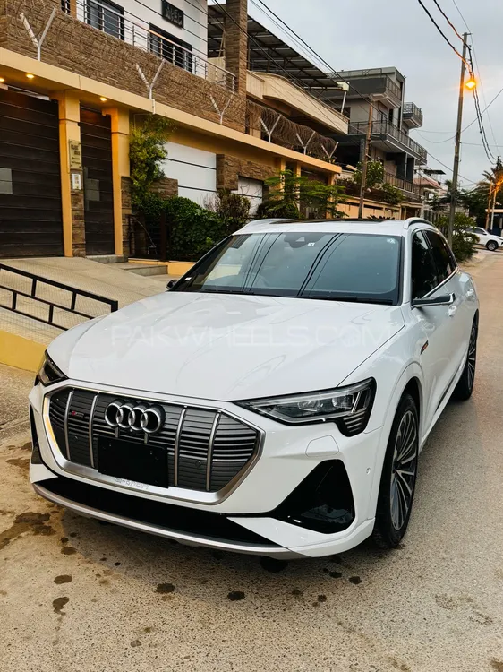 آوڈی ای-ٹران 2022 for Sale in کراچی Image-1