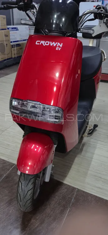 کراؤن EV T10 2025 for Sale Image-1