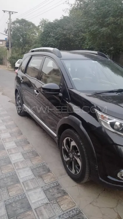 Honda BR-V 2018 for Sale in Lahore Image-1