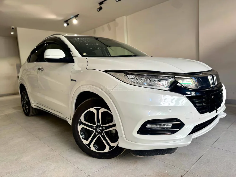 Honda Vezel 2019 for Sale in Karachi Image-1