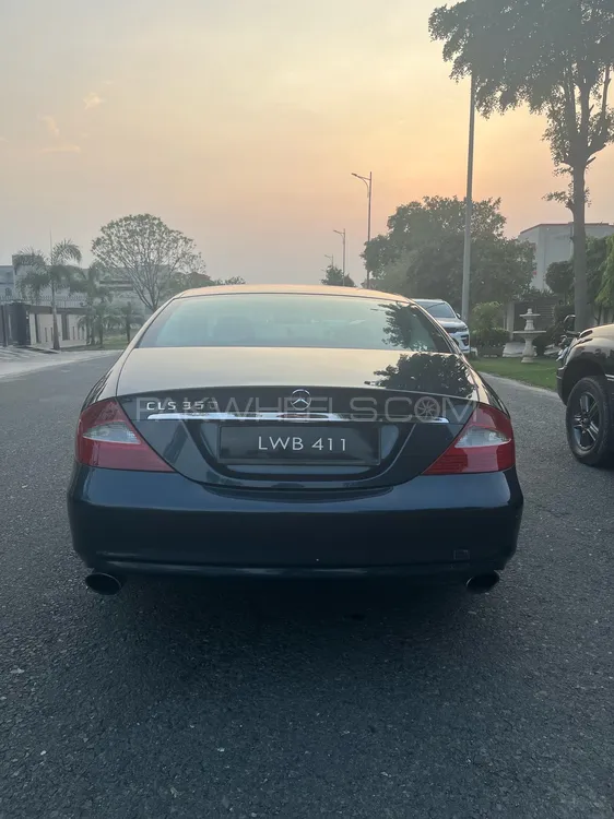 Mercedes Benz CLS Class 2005 for Sale in Lahore Image-1