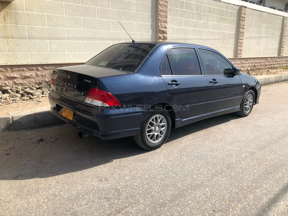 Mitsubishi Lancer 2005 for Sale in Karachi Image-1