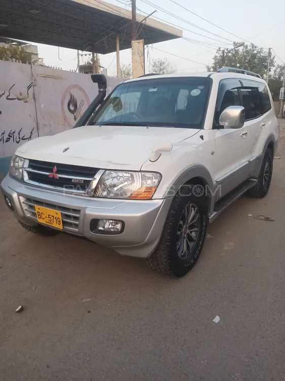 مٹسوبیشی پجیرو 2005 for Sale in کراچی Image-1