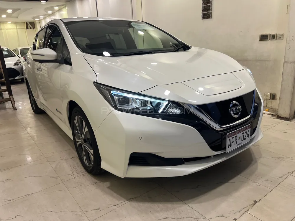 Nissan Leaf 2020 for Sale in Karachi Image-1